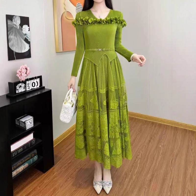 Miyake Pleated Dresses Plisse  - Summer Clothing Staples ulasan dan harga